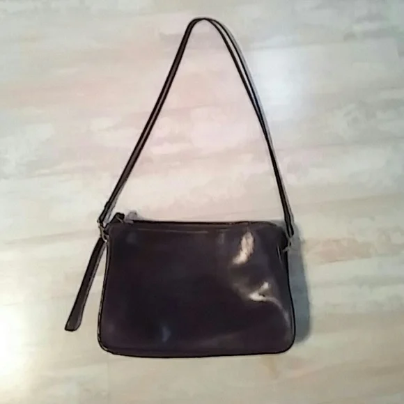 Coach Black Leather Shoulder Bag - Picture 2 of 6